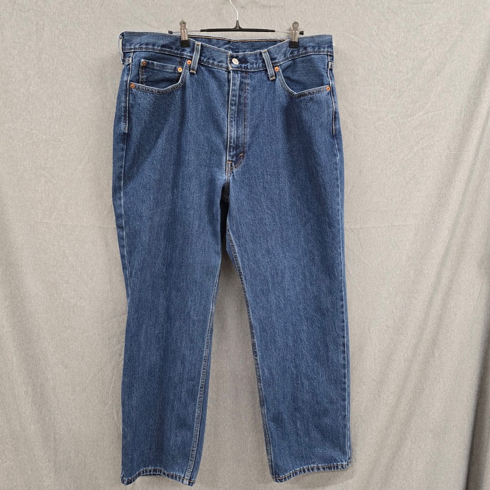 Levis 550 Relaxed Fit Mens Blue Jeans 40x30 Medium Wash Tapered Leg 00550-4886